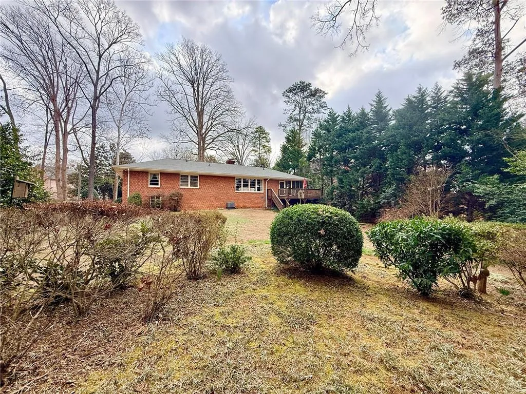 4580 E Conway Drive Nw, Atlanta, Georgia 30327, 3 Bedrooms Bedrooms, 0 ,2 BathroomsBathrooms,Residential,Sold,4580 E Conway Drive Nw,7722043