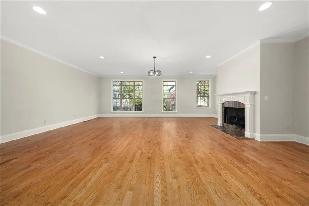 5579 Julian Place, Atlanta, Georgia 30342, 4 Bedrooms Bedrooms, ,3 BathroomsBathrooms,Residential,Sold,5579 Julian Place,7504850