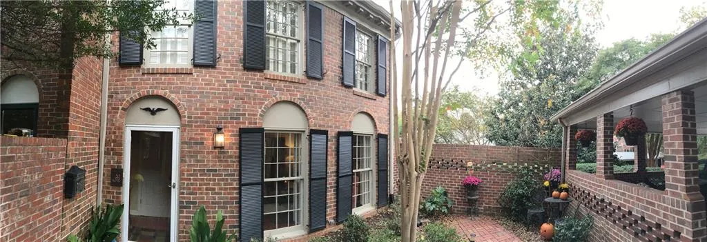 319 The Chace, Sandy Springs, Georgia 30328, 2 Bedrooms Bedrooms, ,2 BathroomsBathrooms,Residential,Sold,319 The Chace,5610255