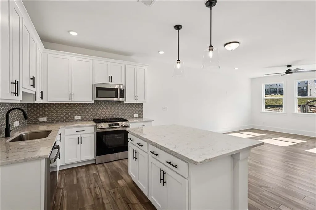 1552 Bryson Drive Nw, Atlanta, Georgia 30318, 3 Bedrooms Bedrooms, ,2 BathroomsBathrooms,Residential,For Sale,1552 Bryson Drive Nw,7672161