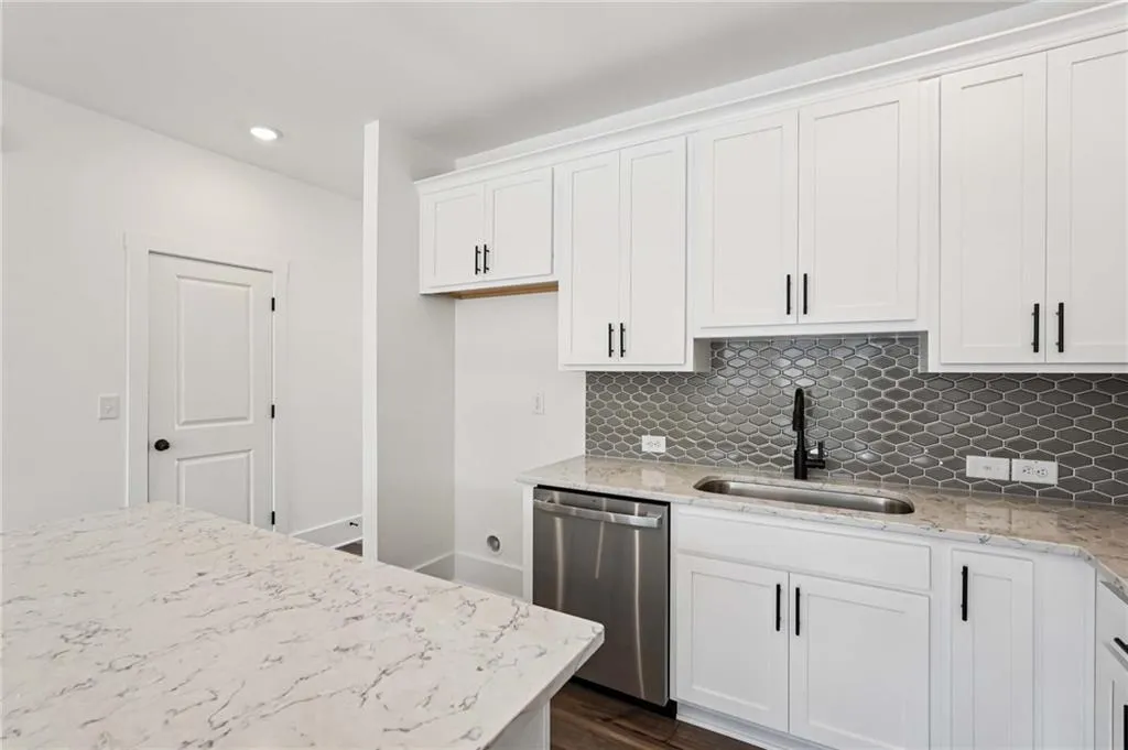 1552 Bryson Drive Nw, Atlanta, Georgia 30318, 3 Bedrooms Bedrooms, ,2 BathroomsBathrooms,Residential,For Sale,1552 Bryson Drive Nw,7672161