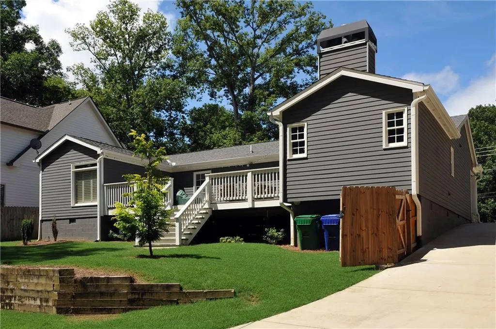 2667 N Thompson Road Ne, Brookhaven, Georgia 30319, 3 Bedrooms Bedrooms, ,2 BathroomsBathrooms,Residential,Sold,2667 N Thompson Road Ne,5735640