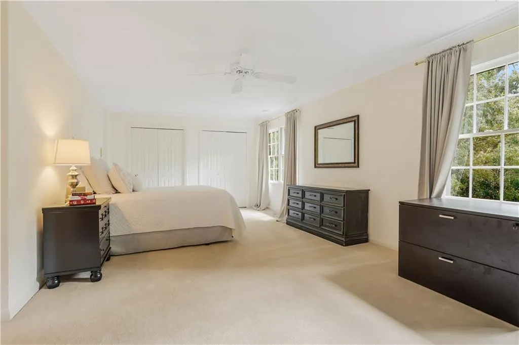 2705 Braffington Court, Sandy Springs, Georgia 30350, 4 Bedrooms Bedrooms, ,4 BathroomsBathrooms,Residential,Sold,2705 Braffington Court,6918685