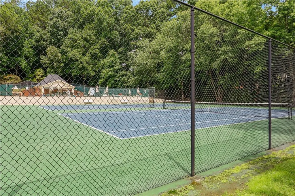 2705 Braffington Court, Sandy Springs, Georgia 30350, 4 Bedrooms Bedrooms, ,4 BathroomsBathrooms,Residential,Sold,2705 Braffington Court,6918685