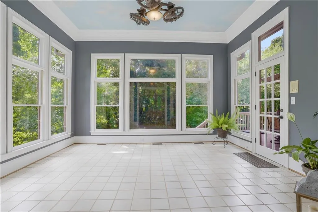 2705 Braffington Court, Sandy Springs, Georgia 30350, 4 Bedrooms Bedrooms, ,4 BathroomsBathrooms,Residential,Sold,2705 Braffington Court,6918685