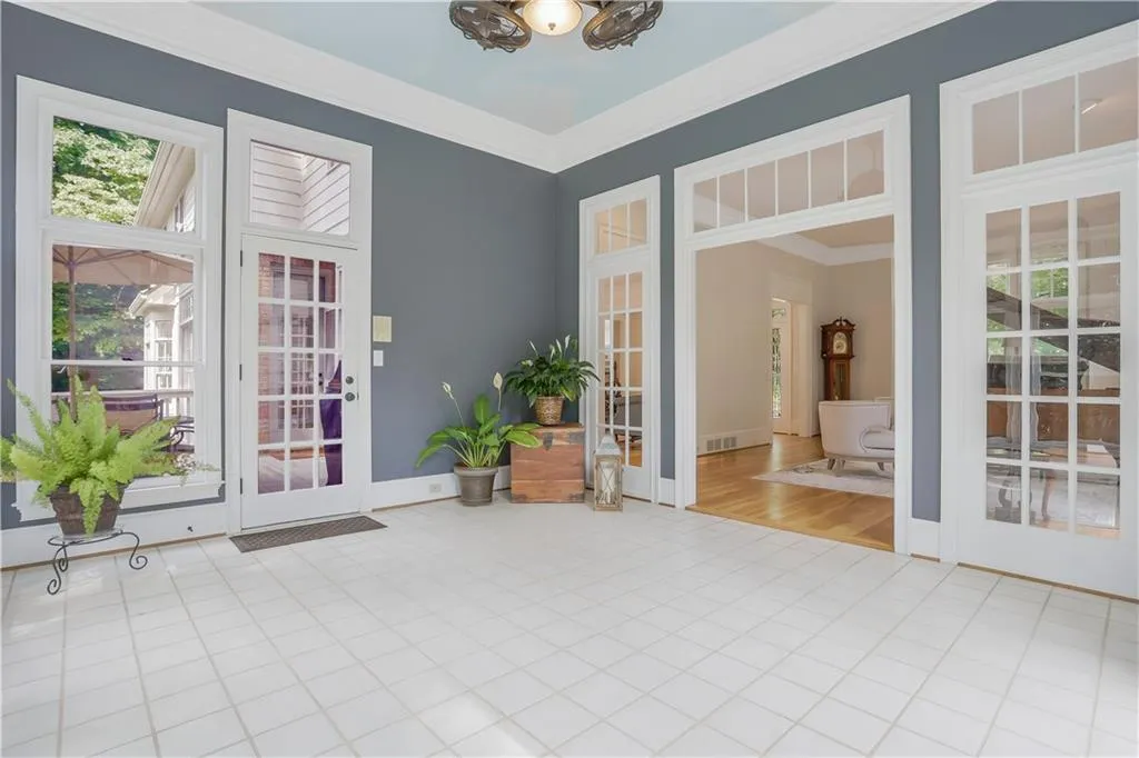 2705 Braffington Court, Sandy Springs, Georgia 30350, 4 Bedrooms Bedrooms, ,4 BathroomsBathrooms,Residential,Sold,2705 Braffington Court,6918685