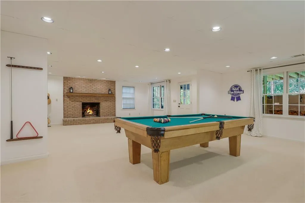 2705 Braffington Court, Sandy Springs, Georgia 30350, 4 Bedrooms Bedrooms, ,4 BathroomsBathrooms,Residential,Sold,2705 Braffington Court,6918685