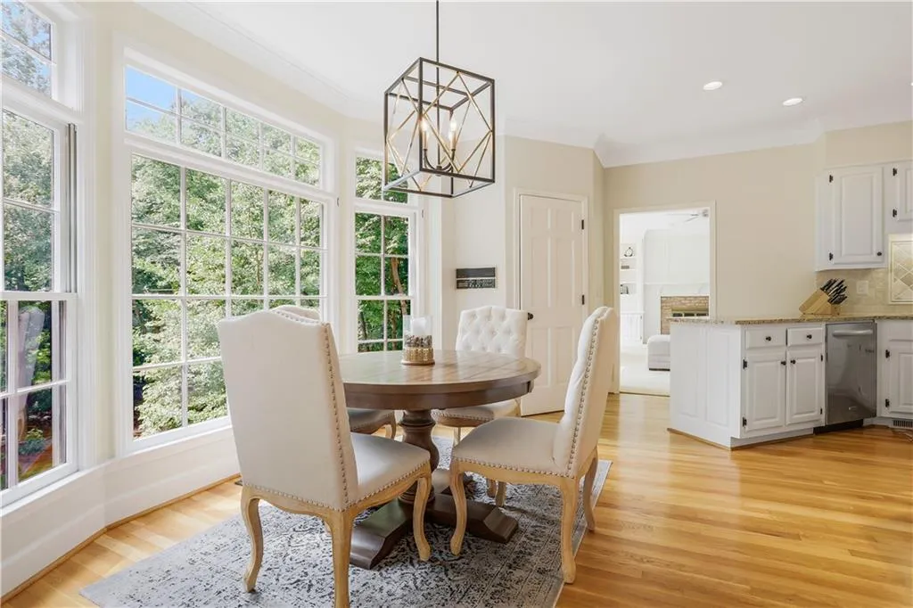 2705 Braffington Court, Sandy Springs, Georgia 30350, 4 Bedrooms Bedrooms, ,4 BathroomsBathrooms,Residential,Sold,2705 Braffington Court,6918685