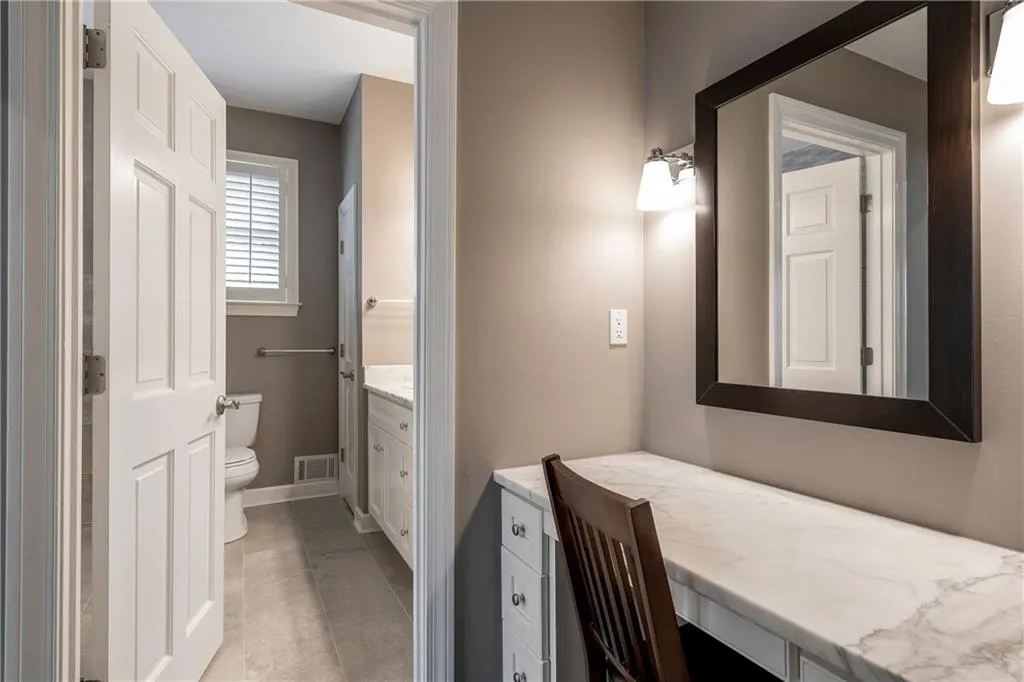 630 River Chase Point, Sandy Springs, Georgia 30328, 5 Bedrooms Bedrooms, ,4 BathroomsBathrooms,Residential,Sold,630 River Chase Point,6595345