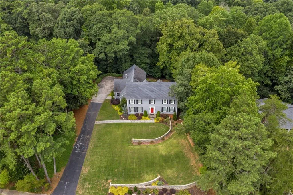 630 River Chase Point, Sandy Springs, Georgia 30328, 5 Bedrooms Bedrooms, ,4 BathroomsBathrooms,Residential,Sold,630 River Chase Point,6595345