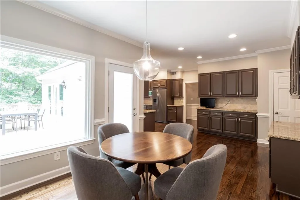 630 River Chase Point, Sandy Springs, Georgia 30328, 5 Bedrooms Bedrooms, ,4 BathroomsBathrooms,Residential,Sold,630 River Chase Point,6595345