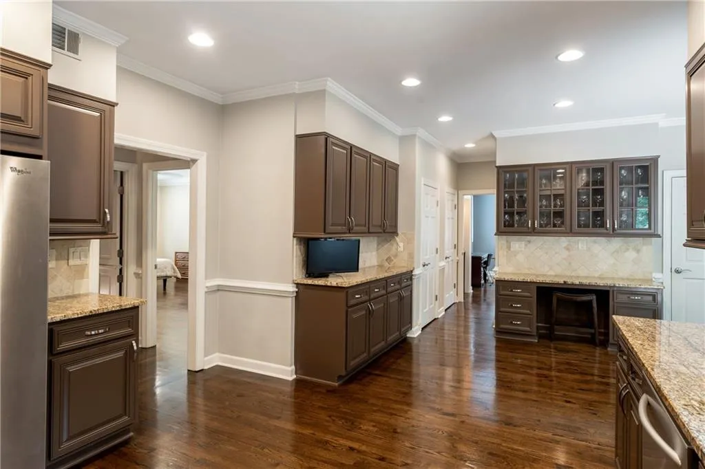 630 River Chase Point, Sandy Springs, Georgia 30328, 5 Bedrooms Bedrooms, ,4 BathroomsBathrooms,Residential,Sold,630 River Chase Point,6595345