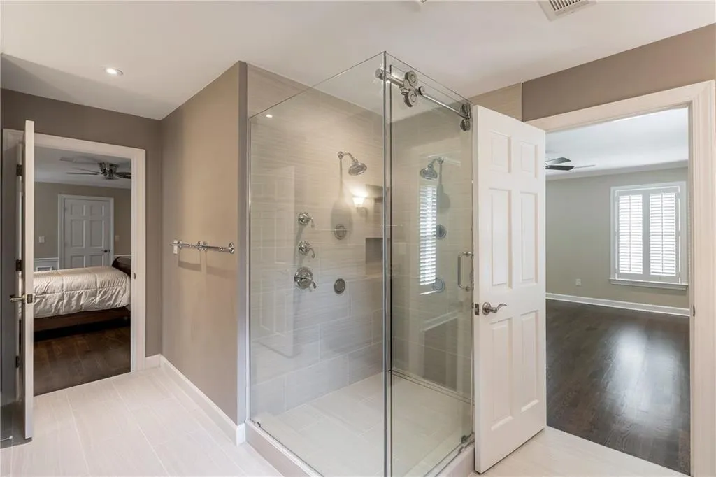 630 River Chase Point, Sandy Springs, Georgia 30328, 5 Bedrooms Bedrooms, ,4 BathroomsBathrooms,Residential,Sold,630 River Chase Point,6595345