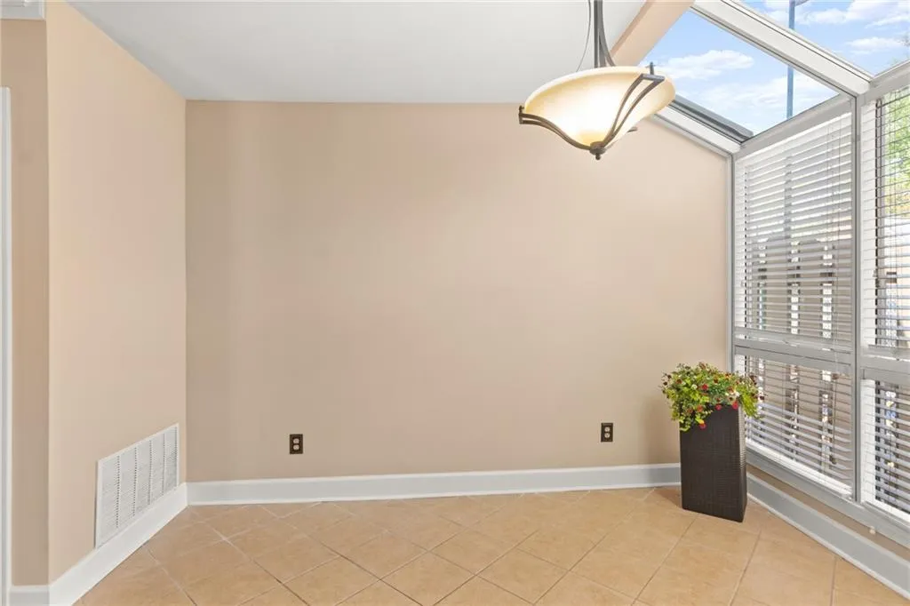 98 Mount Vernon Circle Unit 98, Atlanta, Georgia 30338, 2 Bedrooms Bedrooms, ,2 BathroomsBathrooms,Residential,Sold,98 Mount Vernon Circle Unit 98,7363271