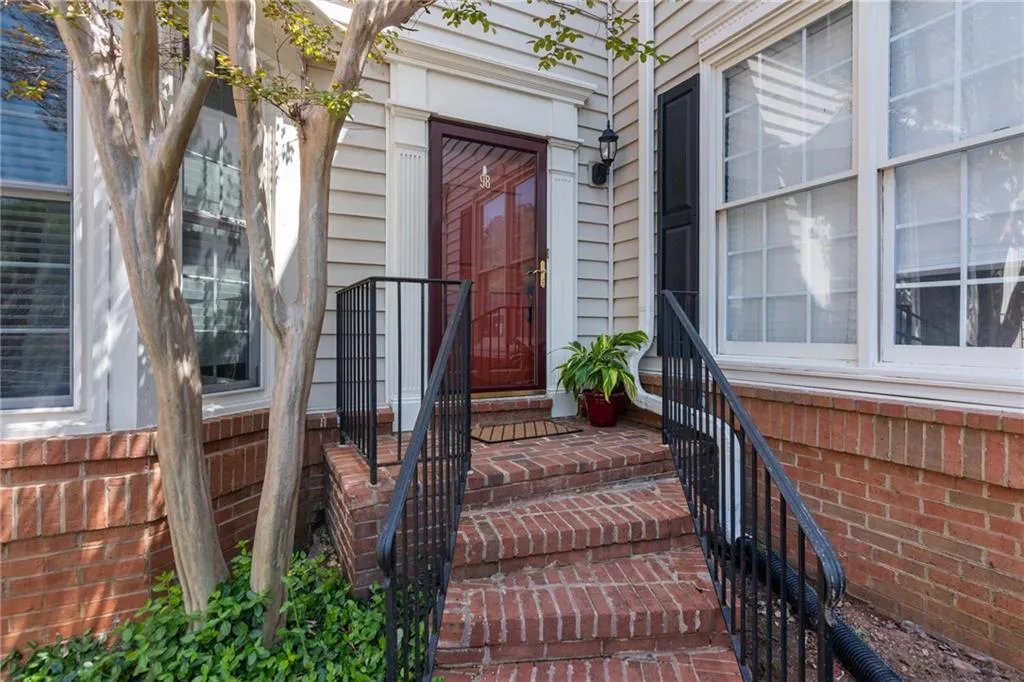 Private pathway and stairs to the Main Entrance