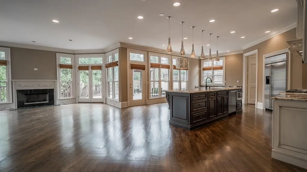 725 Riley Place, Atlanta, Georgia 30327, 8 Bedrooms Bedrooms, ,9 BathroomsBathrooms,Residential,Sold,725 Riley Place,5941839