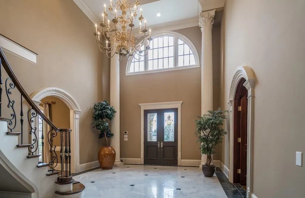 725 Riley Place, Atlanta, Georgia 30327, 8 Bedrooms Bedrooms, ,9 BathroomsBathrooms,Residential,Sold,725 Riley Place,5941839