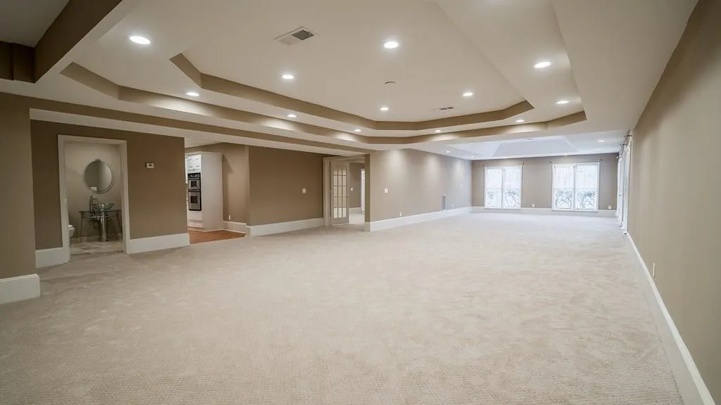 725 Riley Place, Atlanta, Georgia 30327, 8 Bedrooms Bedrooms, ,9 BathroomsBathrooms,Residential,Sold,725 Riley Place,5941839