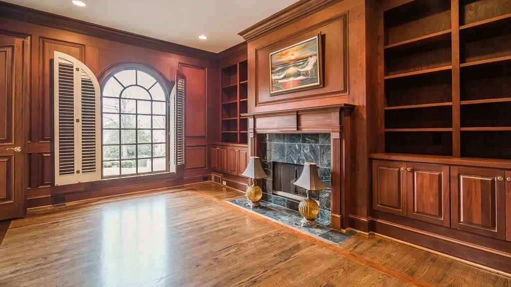 725 Riley Place, Atlanta, Georgia 30327, 8 Bedrooms Bedrooms, ,9 BathroomsBathrooms,Residential,Sold,725 Riley Place,5941839