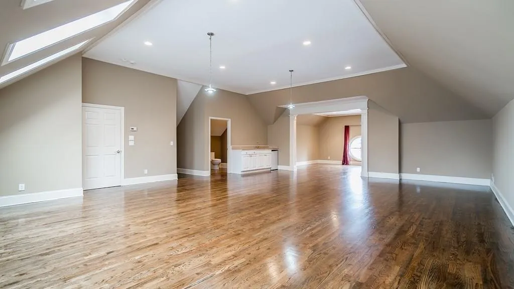 725 Riley Place, Atlanta, Georgia 30327, 8 Bedrooms Bedrooms, ,9 BathroomsBathrooms,Residential,Sold,725 Riley Place,5941839