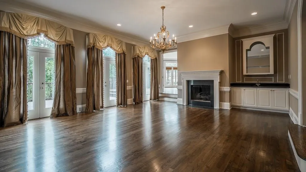 725 Riley Place, Atlanta, Georgia 30327, 8 Bedrooms Bedrooms, ,9 BathroomsBathrooms,Residential,Sold,725 Riley Place,5941839