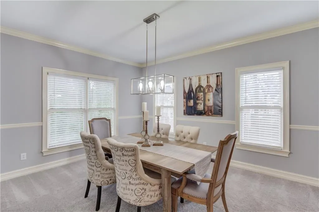 345 Fountain Oaks Lane, Sandy Springs, Georgia 30342, 3 Bedrooms Bedrooms, ,2 BathroomsBathrooms,Residential,Sold,345 Fountain Oaks Lane,6838784