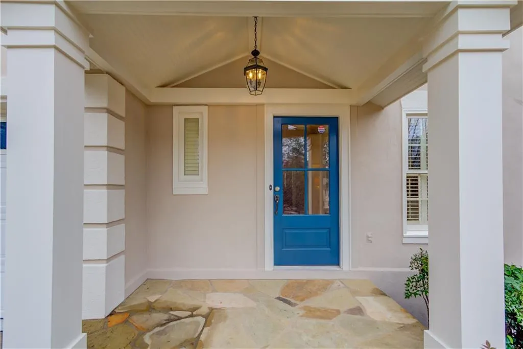 345 Fountain Oaks Lane, Sandy Springs, Georgia 30342, 3 Bedrooms Bedrooms, ,2 BathroomsBathrooms,Residential,Sold,345 Fountain Oaks Lane,6838784