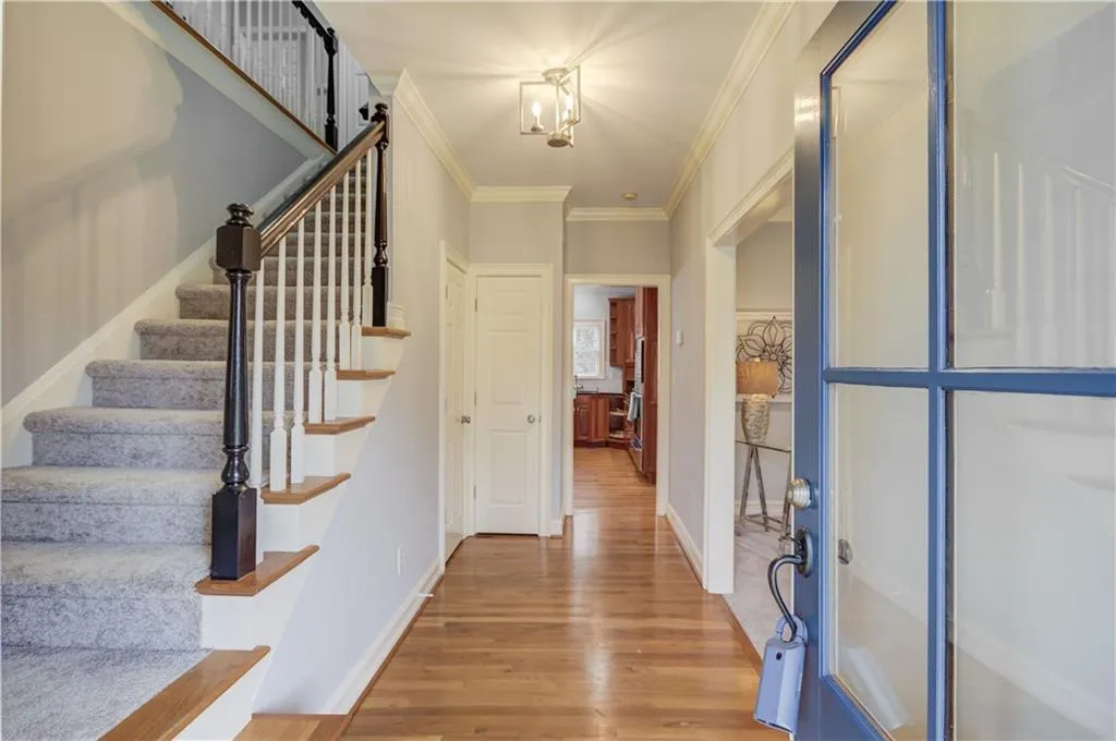 345 Fountain Oaks Lane, Sandy Springs, Georgia 30342, 3 Bedrooms Bedrooms, ,2 BathroomsBathrooms,Residential,Sold,345 Fountain Oaks Lane,6838784