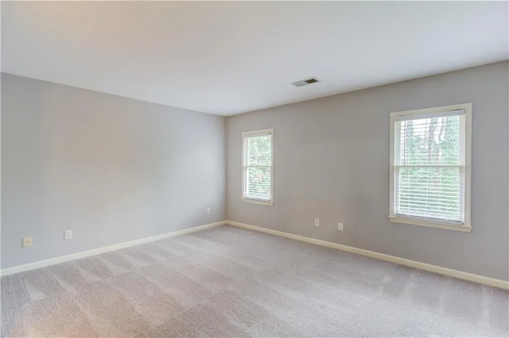 345 Fountain Oaks Lane, Sandy Springs, Georgia 30342, 3 Bedrooms Bedrooms, ,2 BathroomsBathrooms,Residential,Sold,345 Fountain Oaks Lane,6838784