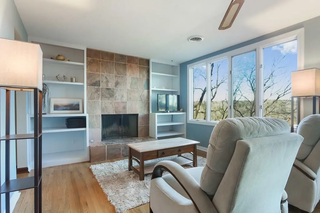 225 River North Drive, Sandy Springs, Georgia 30328, 5 Bedrooms Bedrooms, ,4 BathroomsBathrooms,Residential,Sold,225 River North Drive,6123919