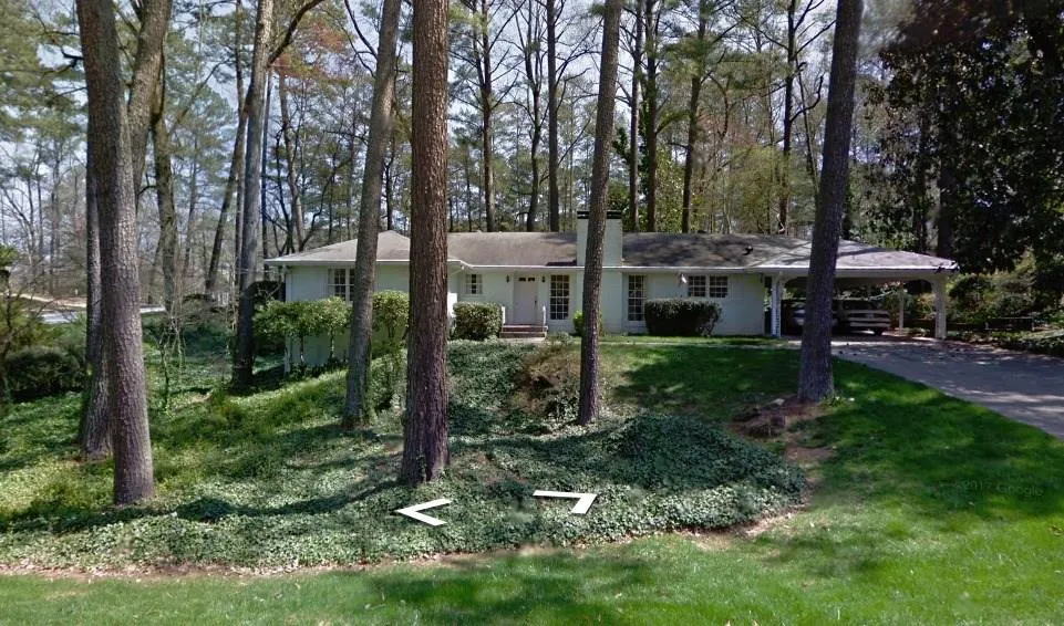 6925 Castleton Drive, Sandy Springs, Georgia 30328, 3 Bedrooms Bedrooms, ,2 BathroomsBathrooms,Residential,Sold,6925 Castleton Drive,6109721