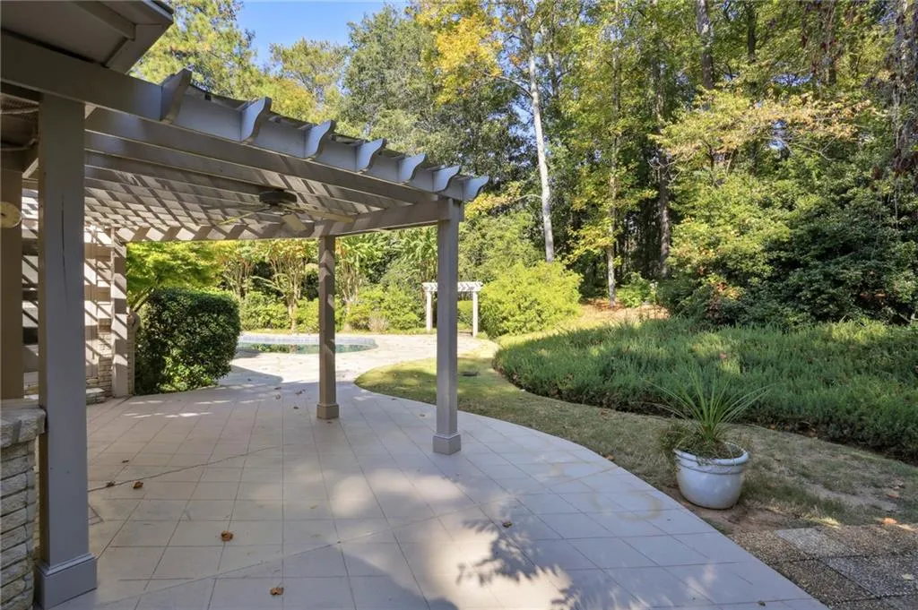 1910 Monticello Court, Sandy Springs, Georgia 30350, 4 Bedrooms Bedrooms, ,4 BathroomsBathrooms,Residential,Sold,1910 Monticello Court,7127329