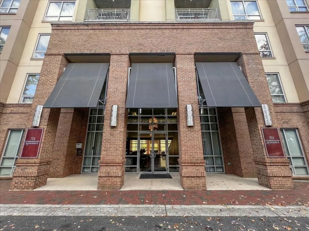 711 Cosmopolitan Drive Ne Unit 347, Atlanta, Georgia 30324, 2 Bedrooms Bedrooms, ,2 BathroomsBathrooms,Residential,For Sale,711 Cosmopolitan Drive Ne Unit 347,7617426