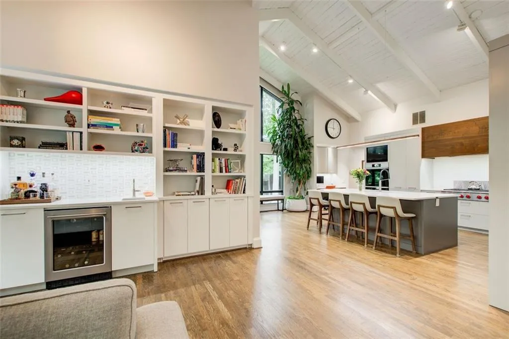 Open concept living at it's best!