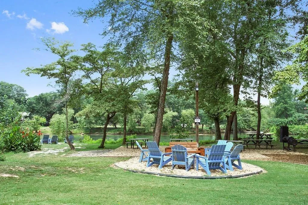 Beautiful outdoor spaces in River Chase