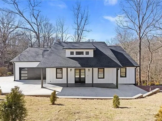 4732 Walnut Bend Drive, Gainesville, Georgia 30507