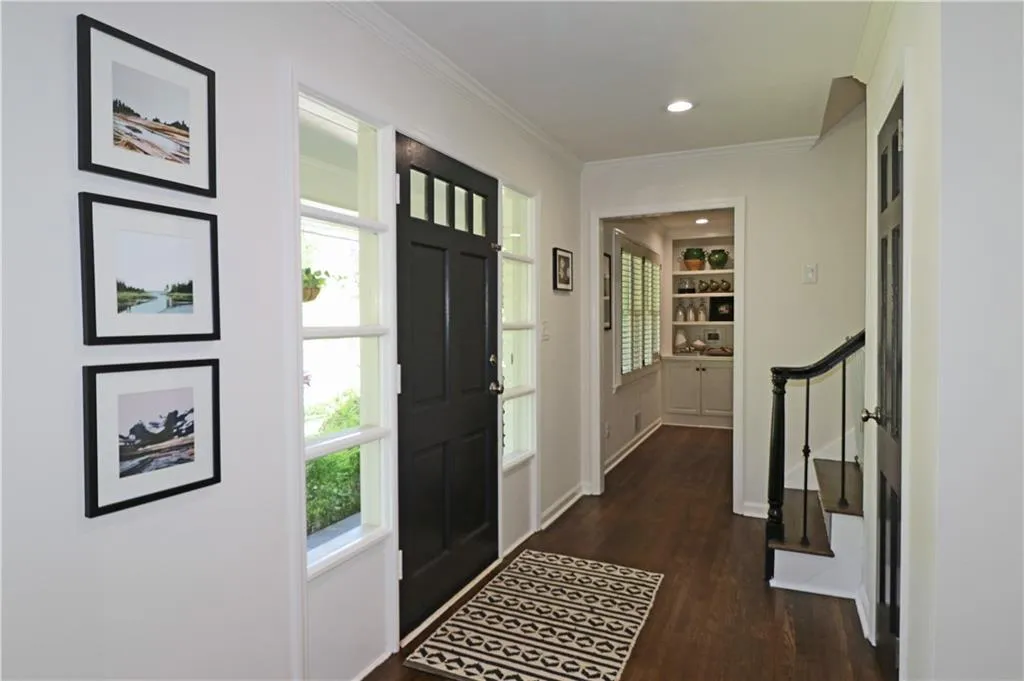 6695 River Springs Court, Atlanta, Georgia 30328, 4 Bedrooms Bedrooms, ,2 BathroomsBathrooms,Residential,Sold,6695 River Springs Court,7203772