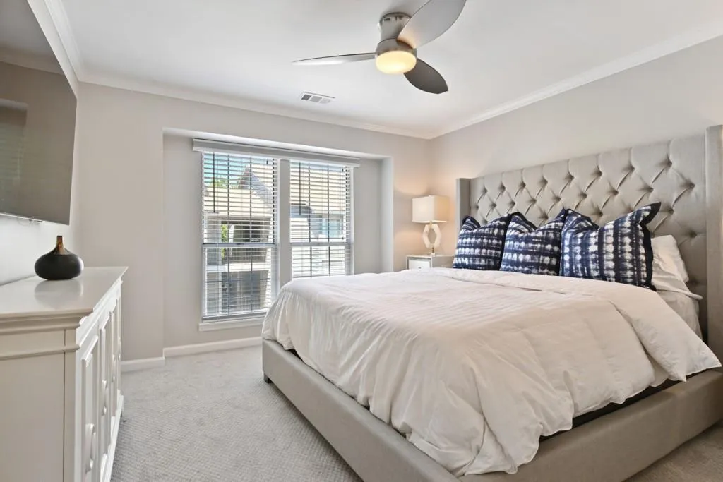 615 Granville Court, Sandy Springs, Georgia 30328, 2 Bedrooms Bedrooms, ,2 BathroomsBathrooms,Residential,Sold,615 Granville Court,6708759