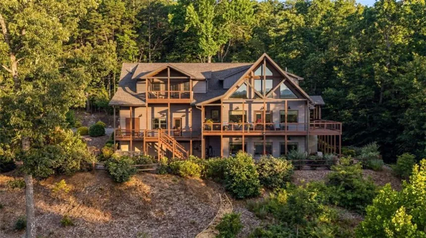 101 Toccoa Vista Lane, Mineral Bluff, Georgia 30559