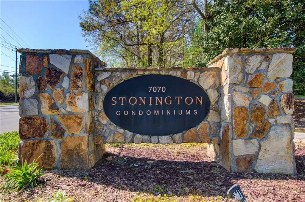 7114 Stonington Drive Ne, Sandy Springs, Georgia 30328, 3 Bedrooms Bedrooms, ,2 BathroomsBathrooms,Residential,Sold,7114 Stonington Drive Ne,7190935