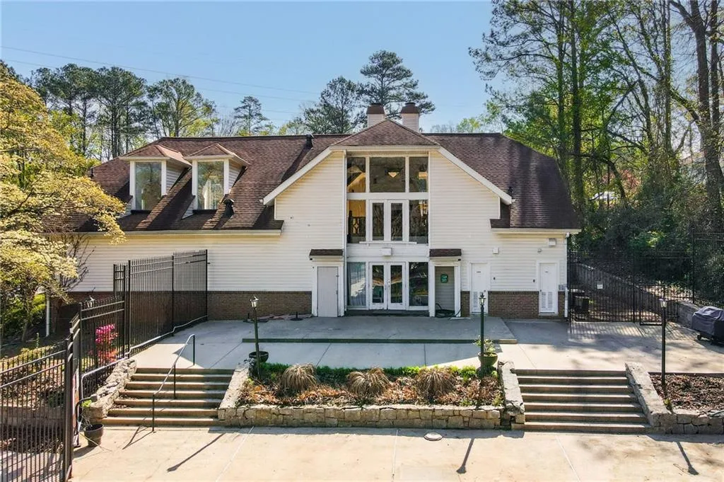 7114 Stonington Drive Ne, Sandy Springs, Georgia 30328, 3 Bedrooms Bedrooms, ,2 BathroomsBathrooms,Residential,Sold,7114 Stonington Drive Ne,7190935