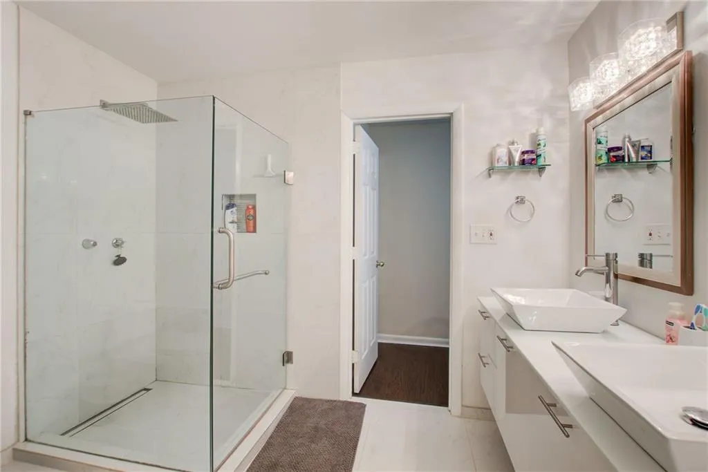 7114 Stonington Drive Ne, Sandy Springs, Georgia 30328, 3 Bedrooms Bedrooms, ,2 BathroomsBathrooms,Residential,Sold,7114 Stonington Drive Ne,7190935