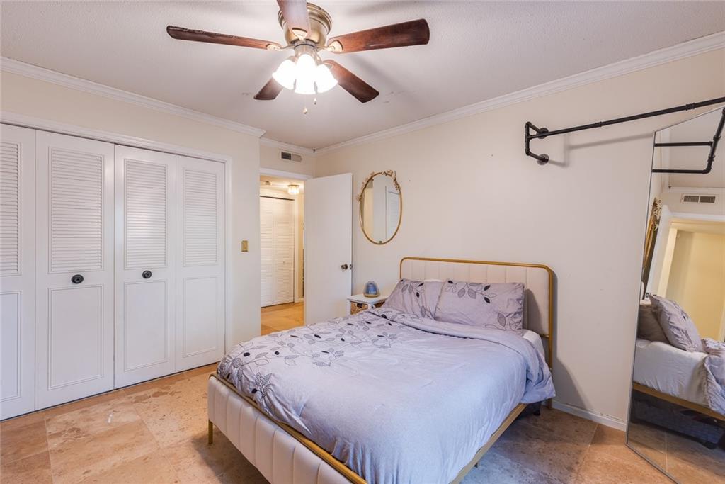 6851 Roswell Road Unit M13, Sandy Springs, Georgia 30328, 3 Bedrooms Bedrooms, ,2 BathroomsBathrooms,Residential,Sold,6851 Roswell Road Unit M13,7296383