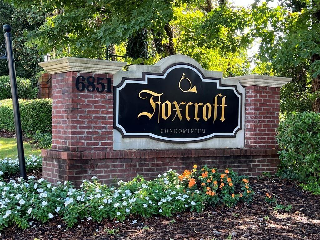 6851 Roswell Road Unit M13, Sandy Springs, Georgia 30328, 3 Bedrooms Bedrooms, ,2 BathroomsBathrooms,Residential,Sold,6851 Roswell Road Unit M13,7296383