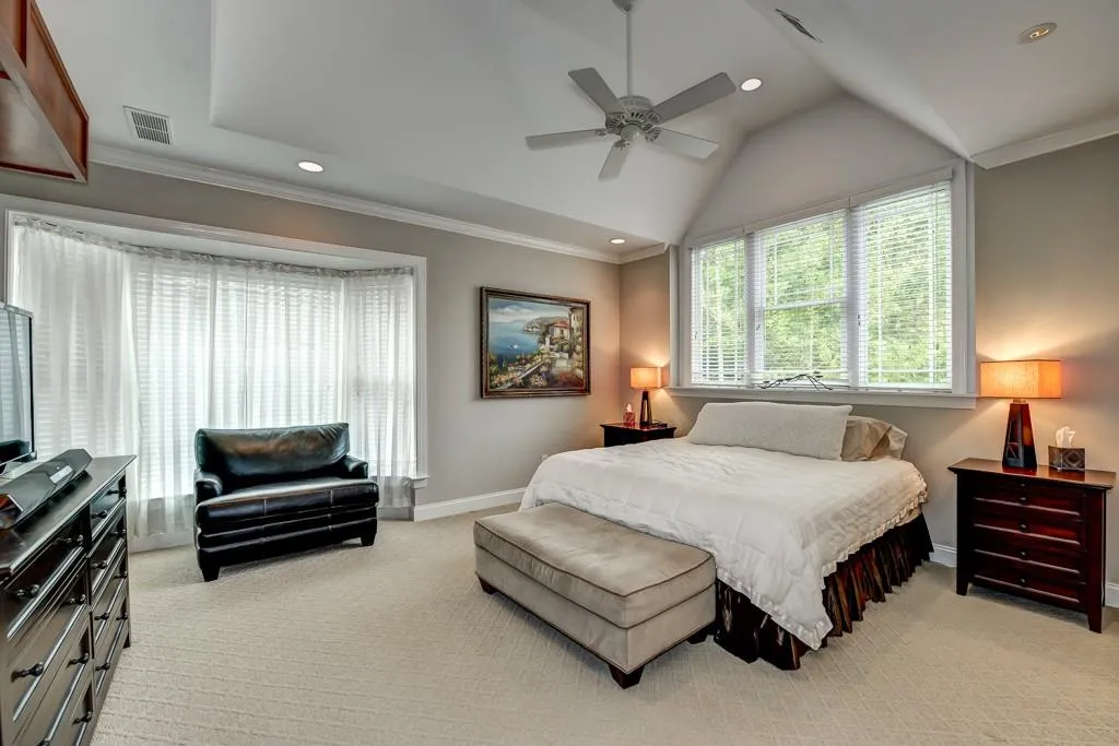 135 Windsor Cove, Atlanta, Georgia 30328, 5 Bedrooms Bedrooms, ,4 BathroomsBathrooms,Residential,Sold,135 Windsor Cove,5597931
