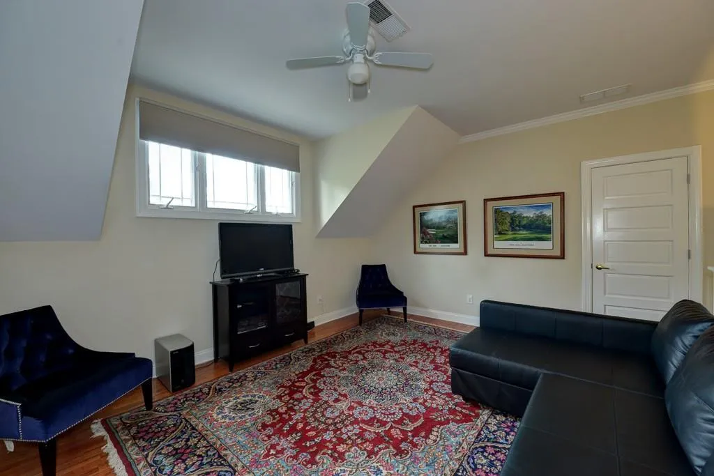 135 Windsor Cove, Atlanta, Georgia 30328, 5 Bedrooms Bedrooms, ,4 BathroomsBathrooms,Residential,Sold,135 Windsor Cove,5597931