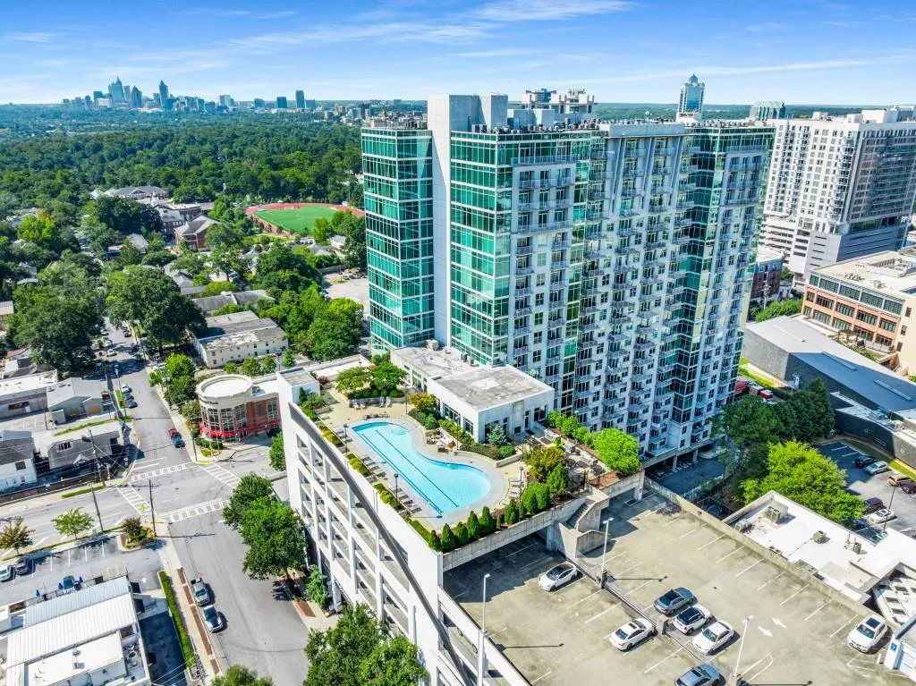 250 Pharr Road Ne Unit 504, Atlanta, Georgia 30305, 1 Bedroom Bedrooms, ,1 BathroomBathrooms,Residential,For Sale,250 Pharr Road Ne Unit 504,7644879