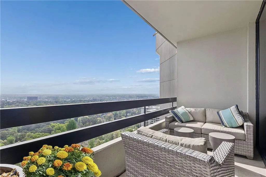Balcony with an outdoor lounge area