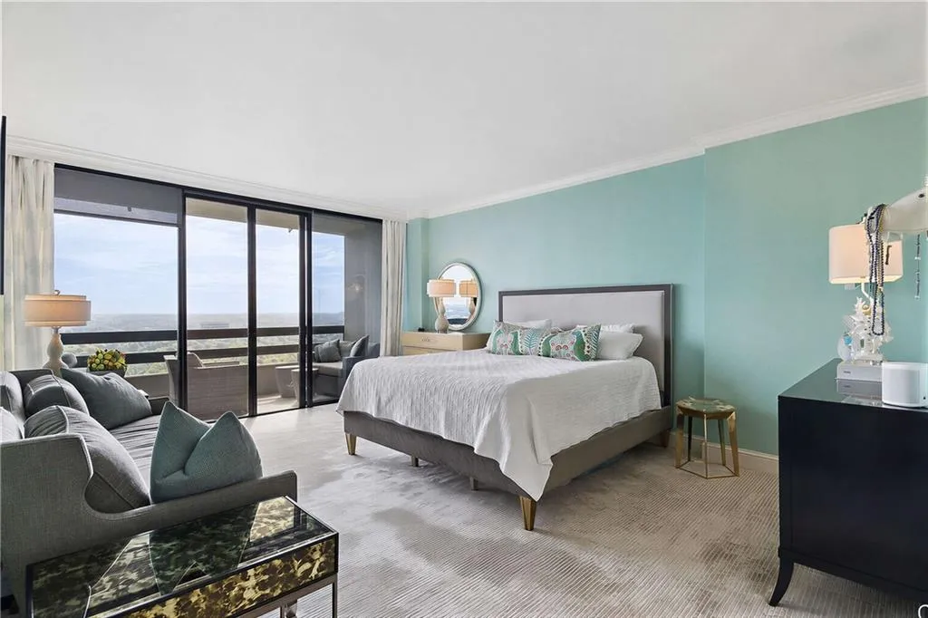 2660 Peachtree Road Nw Unit 34f, Atlanta, Georgia 30305, 2 Bedrooms Bedrooms, 0 ,2 BathroomsBathrooms,Residential,For Sale,2660 Peachtree Road Nw Unit 34f,7748605