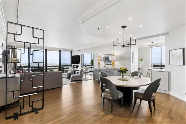 2660 Peachtree Road Nw Unit 34f, Atlanta, Georgia 30305